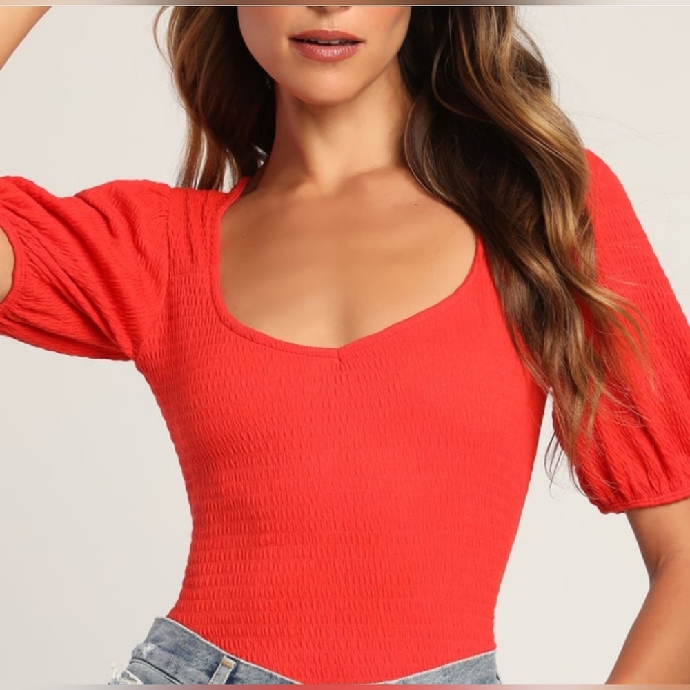 Lulus Red Fitted Smocked Puff Sleeve Bodysuit XS
